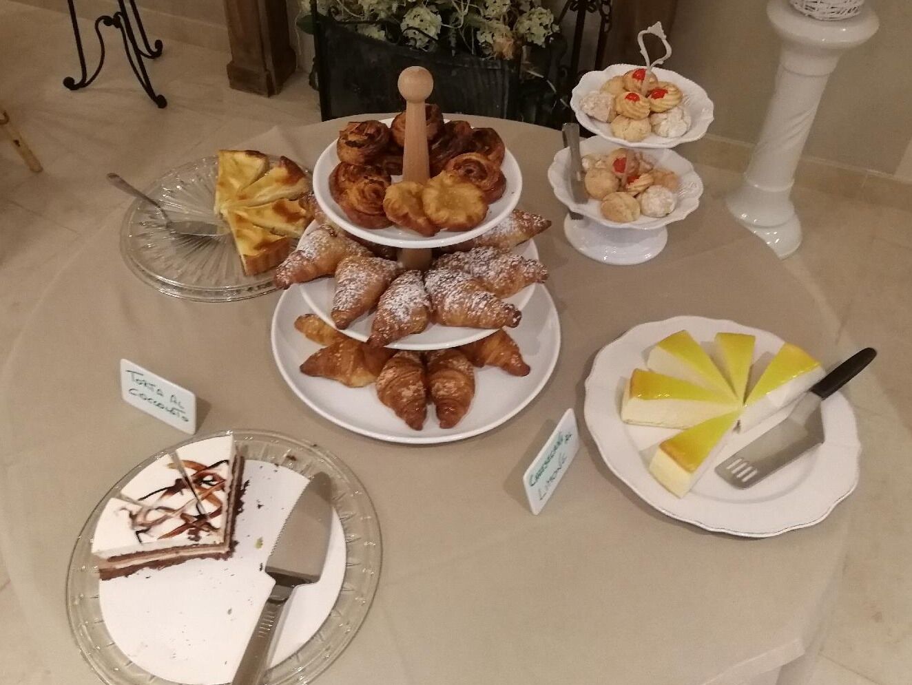 Sample breakfast! Torri del Benaco Hotel | HOTEL AL CAMINETTO S.A.S. di Consolini G. & C.